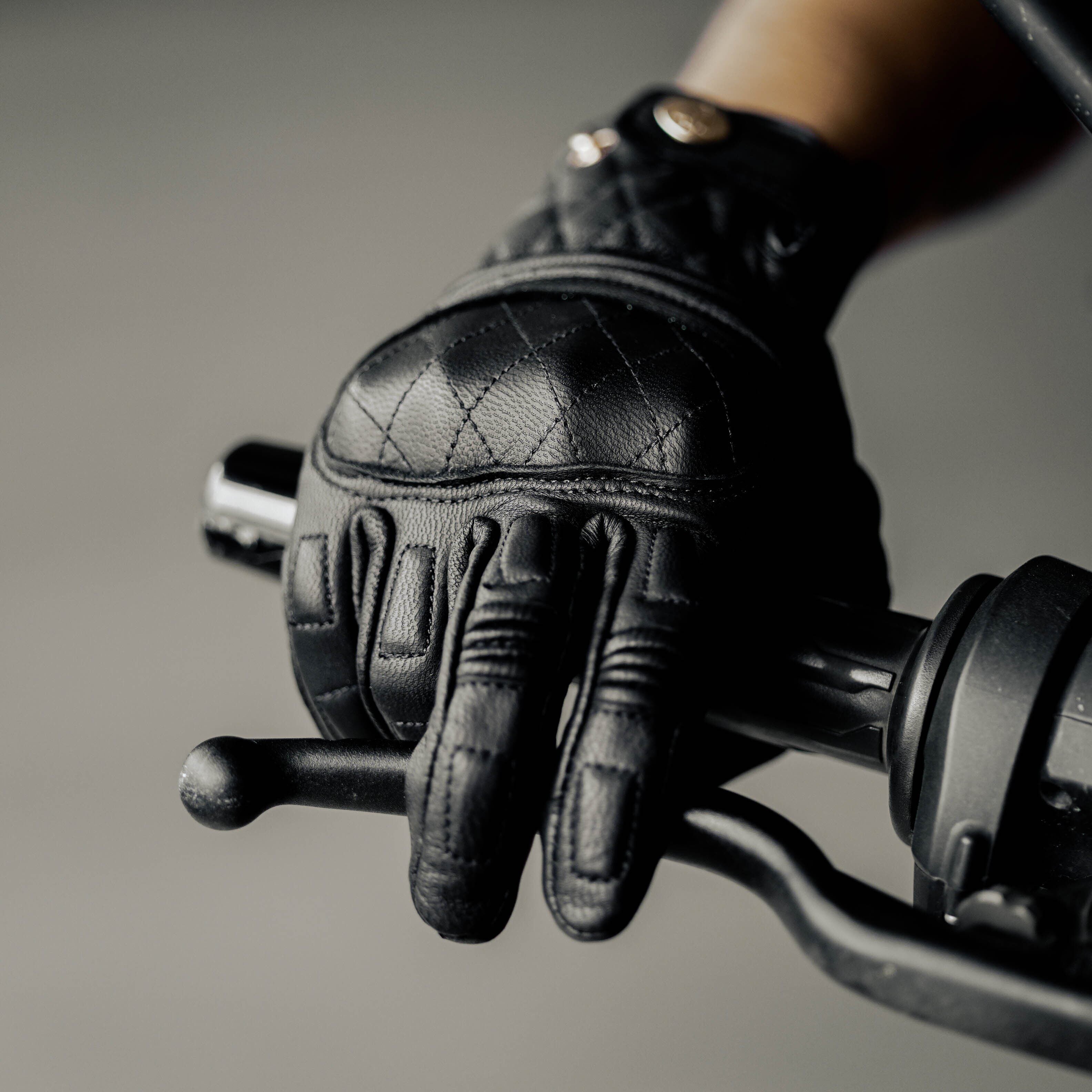 Retro-Style Windproof and Impact-Resistant Cycling Gloves-G49