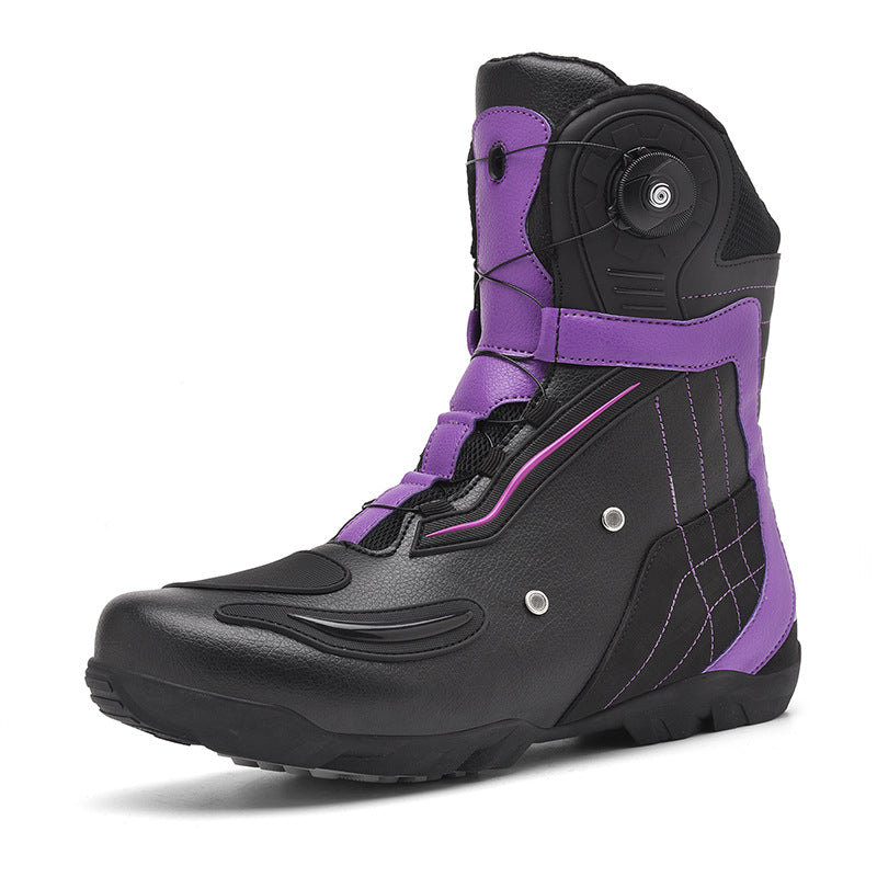 Motorcycle riding boots are comfortable and durable.-K165