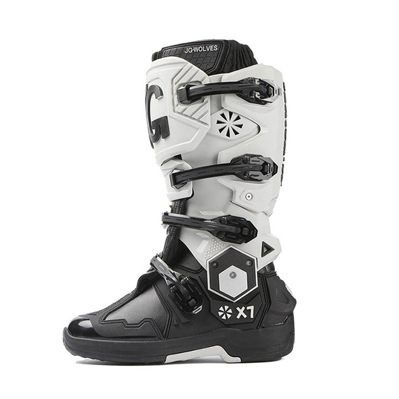 Off-road and rally motorcycle boots featuring a hinged structure-K72