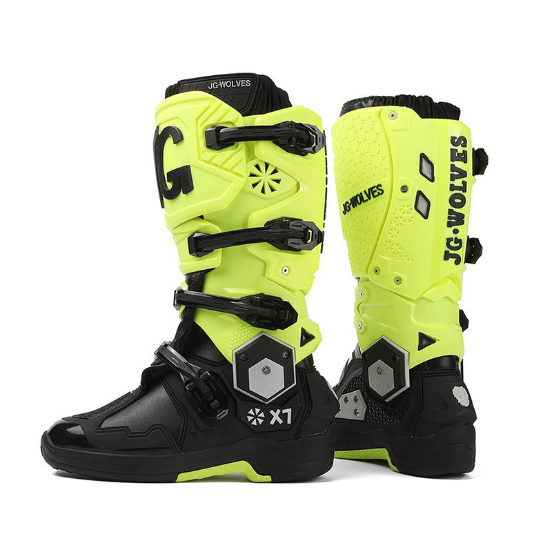 Off-road and rally motorcycle boots featuring a hinged structure-K72