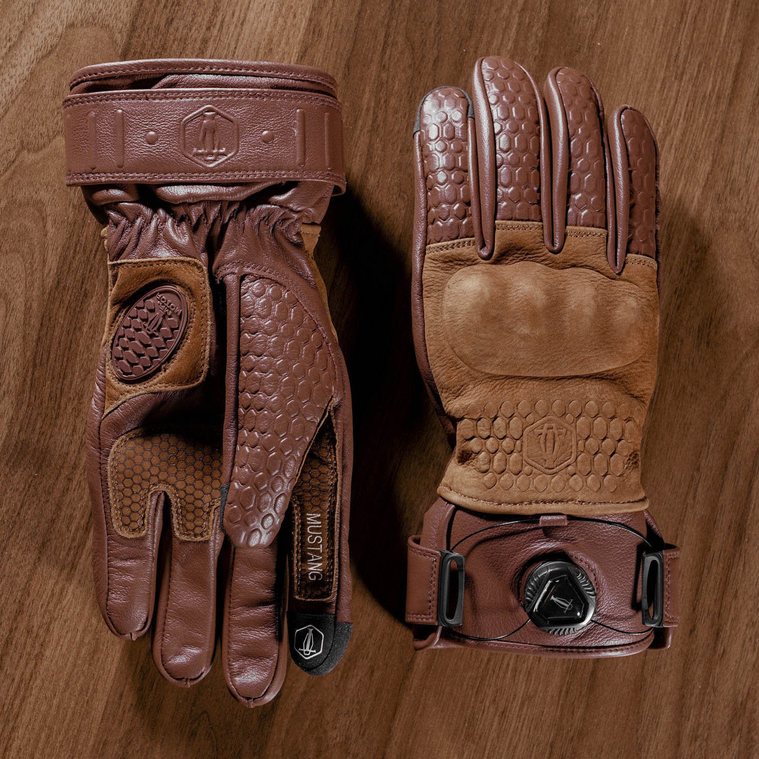 Autumn/Winter Warm Retro Cowhide Motorcycle Gloves-G48