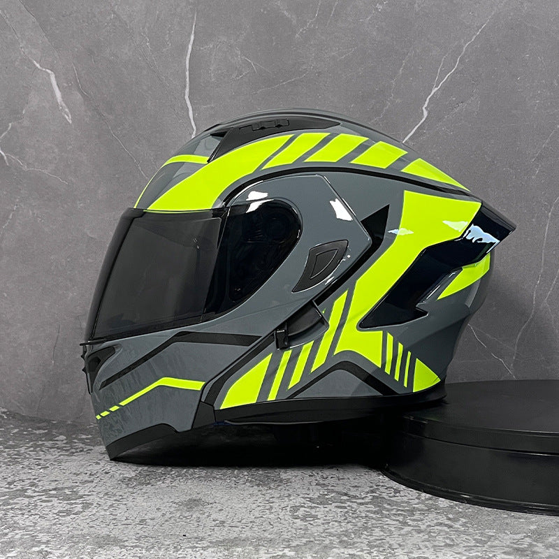 Stylish Modular Motorcycle Helmet with Dual Visors and Rear Spoiler-I153