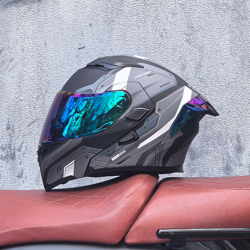 Modular motorcycle helmet with dual visors and a colorful rear spoiler-I151