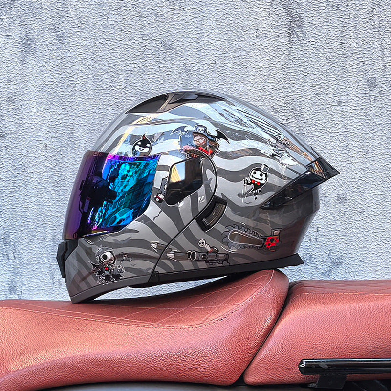 Flip-up motorcycle helmet with dual visors and iridescent coating-I183