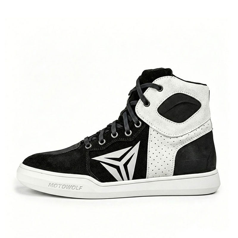 Motorcycle riding shoes are both durable and slip-resistant-K58
