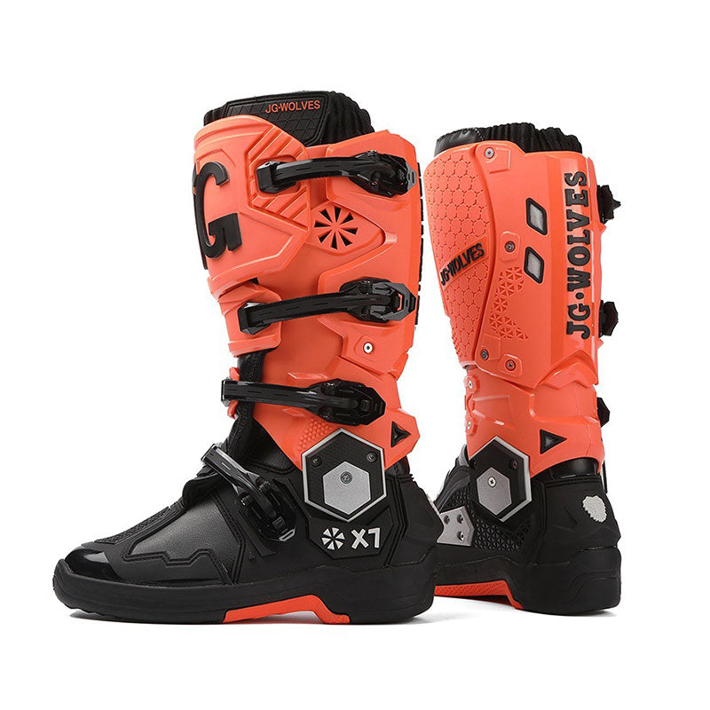 Off-road and rally motorcycle boots featuring a hinged structure-K72