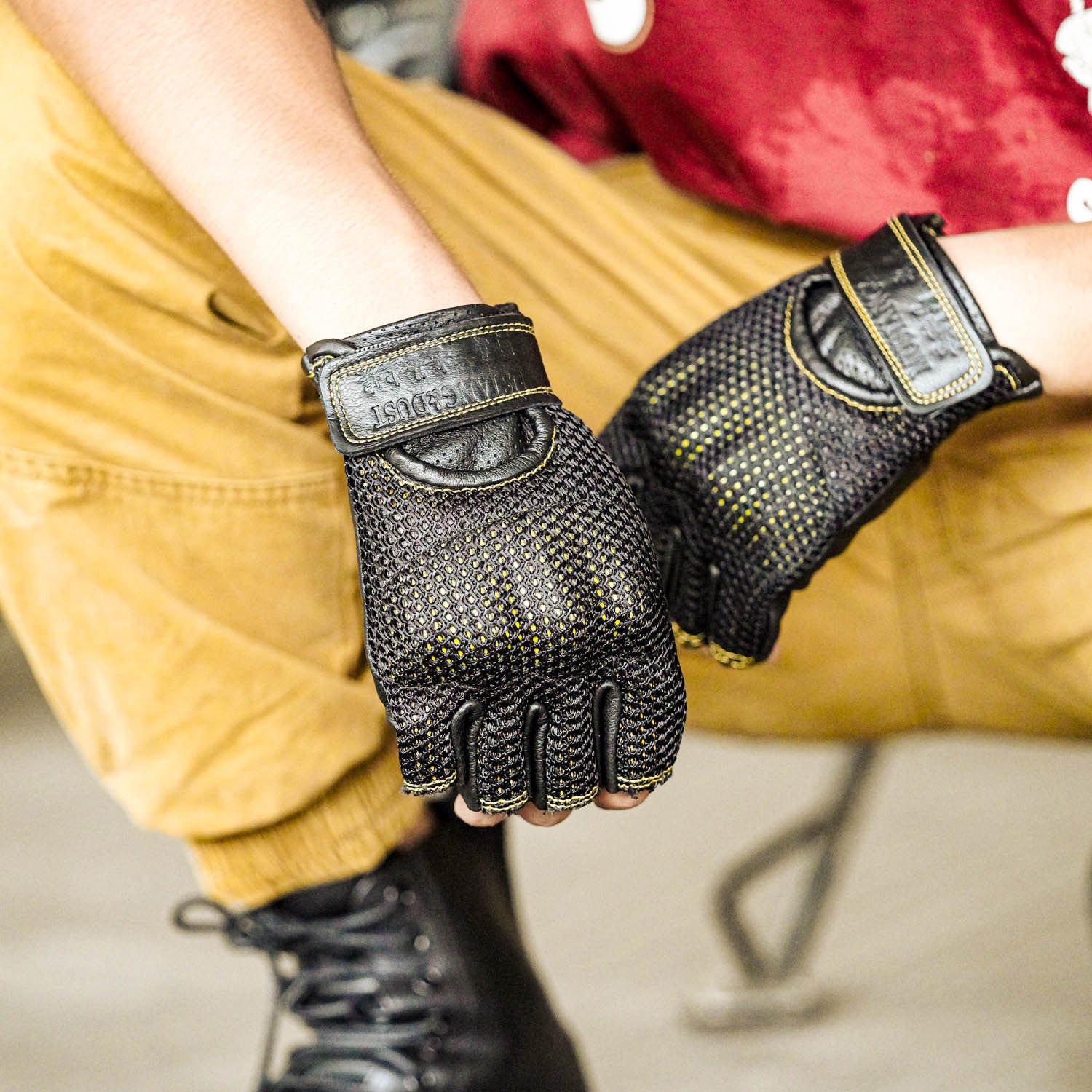 Summer Genuine Leather Breathable Shock-Proof Retro Motorcycle Gloves - G32