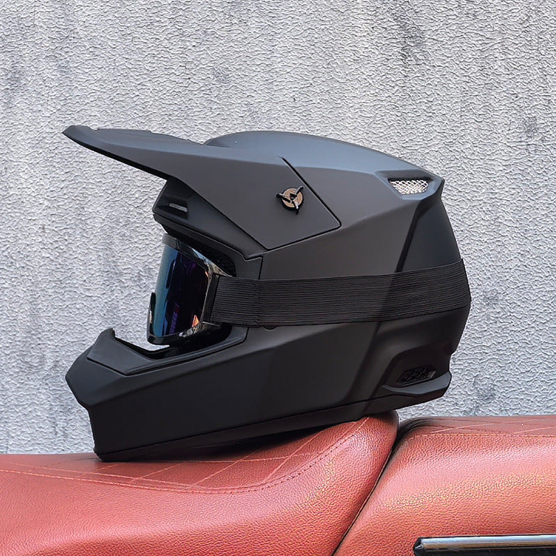 Off-road motorcycle helmet with detachable goggles-I170