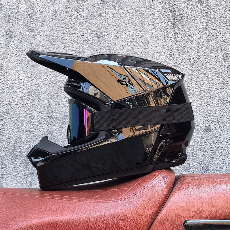 Off-road motorcycle helmet with detachable goggles-I170