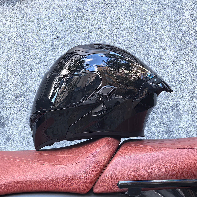 Flip-up motorcycle helmet with dual visors and a tinted rear spoiler-I149