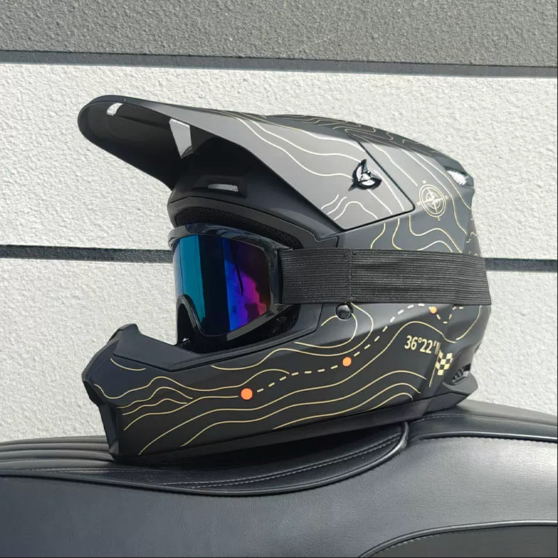 Off-road motorcycle helmet with detachable goggles-I170