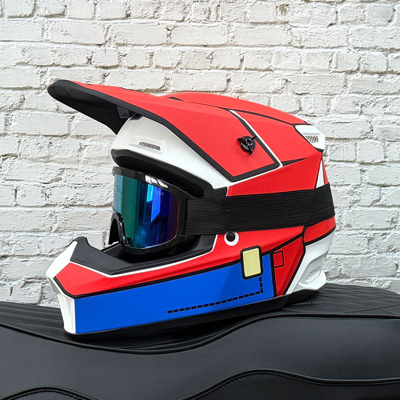Off-road motorcycle helmet with detachable goggles-I170