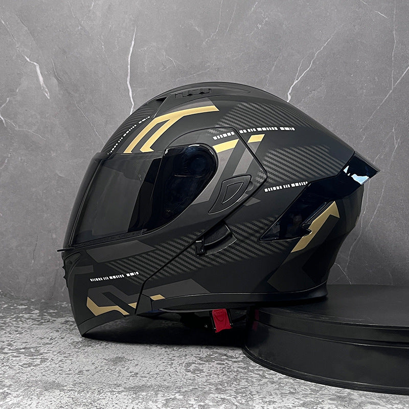 Stylish Modular Motorcycle Helmet with Dual Visors and Rear Spoiler-I153