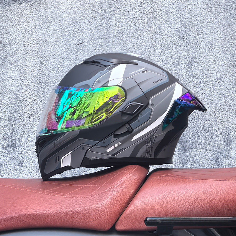 Modular motorcycle helmet with dual visors and a colorful rear spoiler-I151